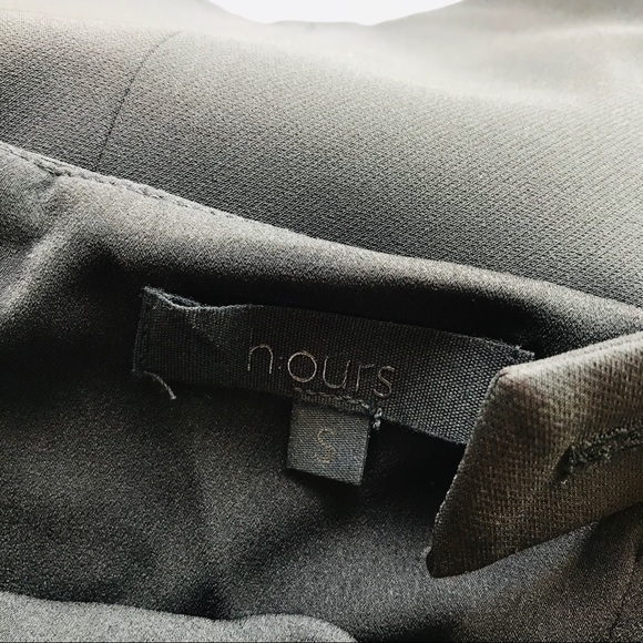 h:ours Black Front Zipper Mini Dress - Picture 5 of 5